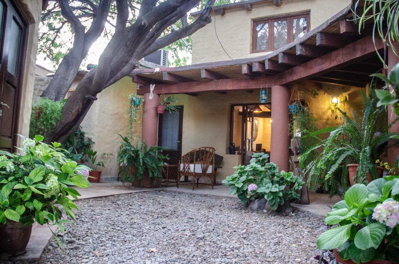 Hostal La Montaña Cafayate Exterior foto